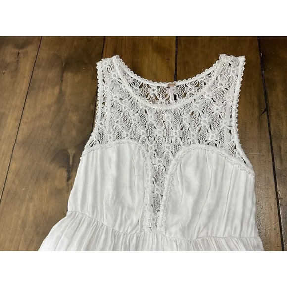 Free People Womens Dress Small White Lace Crochet Neckline Fiesta Mini Flowy - Picture 2 of 11